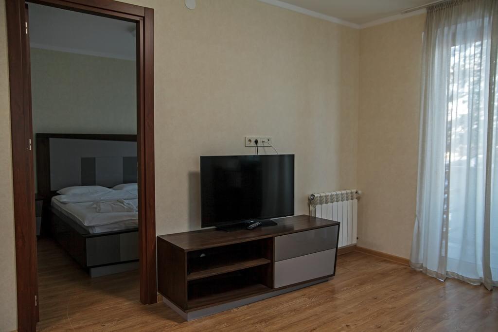 Orbi Palace Aparthotel Bakoerjani Buitenkant foto